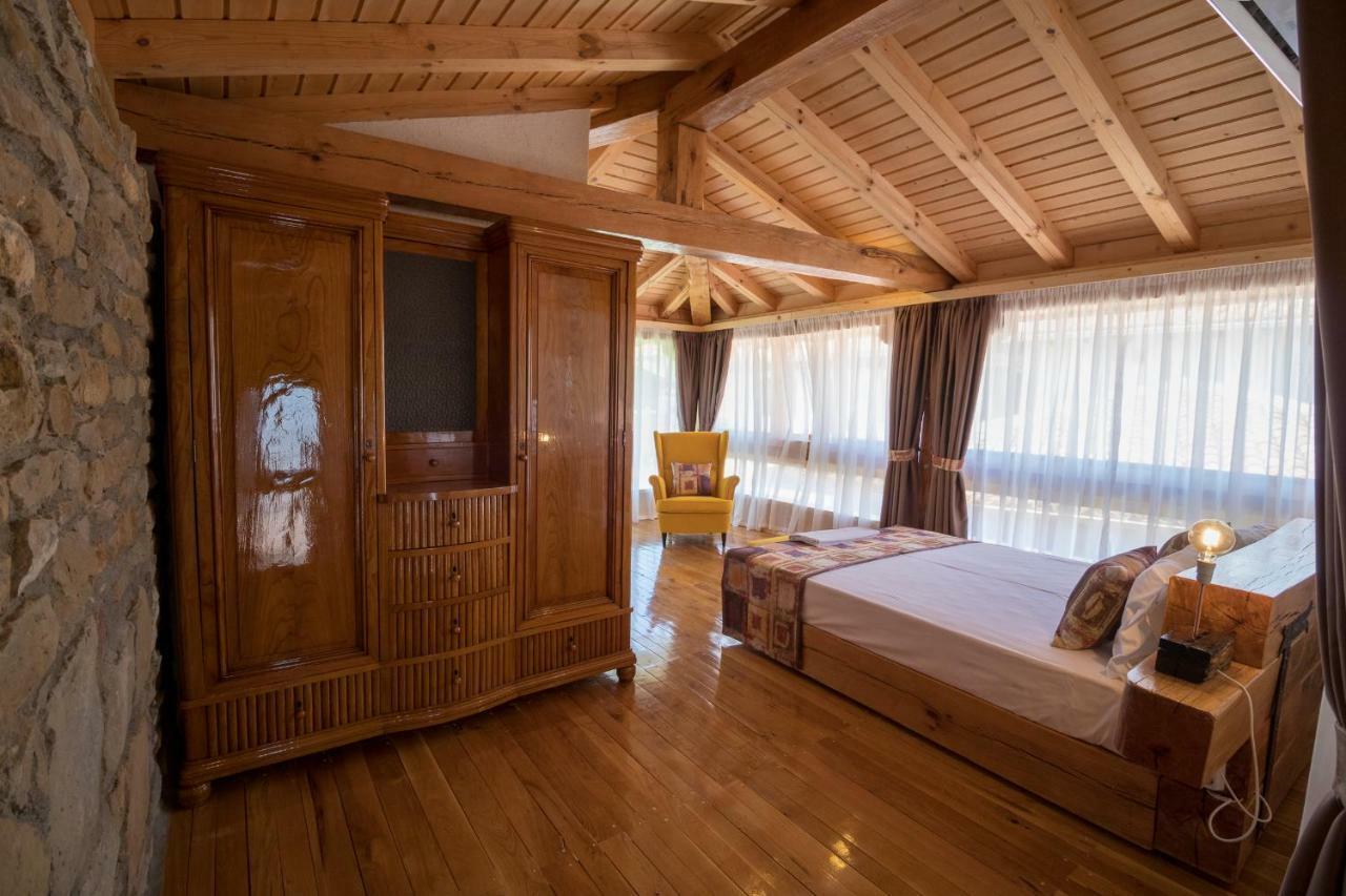 Guest House Epochs Since 1871 Lyaskovets Ngoại thất bức ảnh